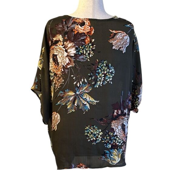 Umgee Women’s Twist Front Floral Print Top in Olive Size L - Picture 2 of 11
